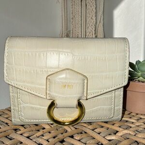 JW Pei Croc Embossed Mini Wallet Clutch Cream ✨ Gold Ring Vegan Leather